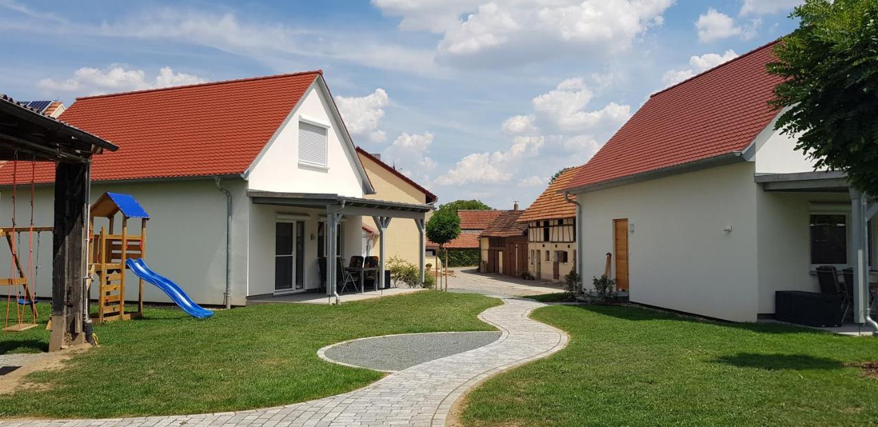 Ferienhaeuser May Weigenheim Esterno foto
